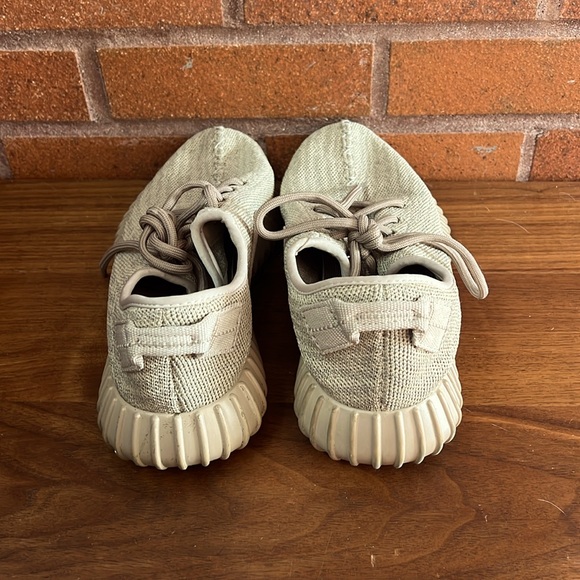 Yeezy x Adidas Boost 350 V1 Oxford Tan Authentic! - Picture 5 of 7